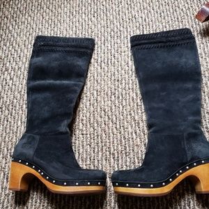 Uggs black leather